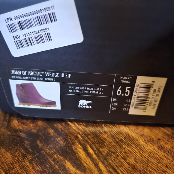 Sorel Wedge Boots - Picture 4 of 14